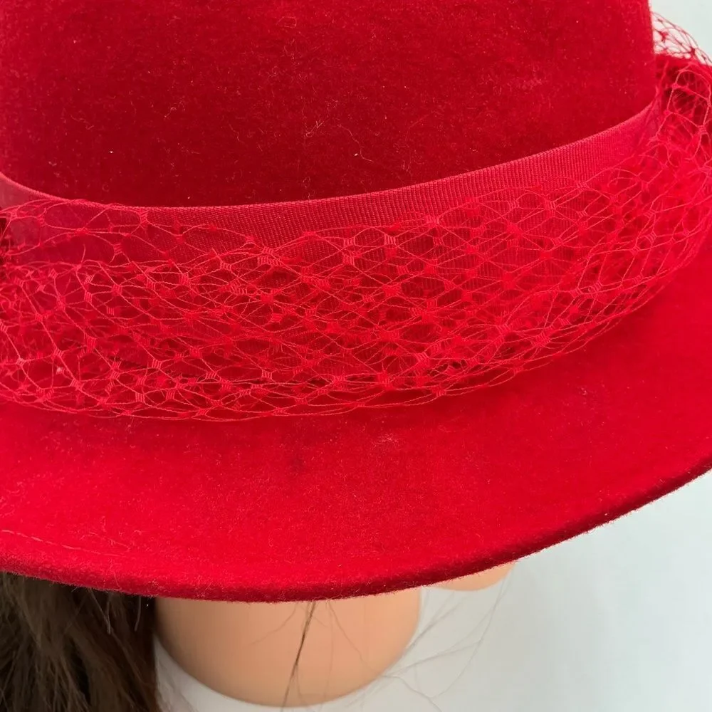 Deborah New York Classic Vintage Red Hat